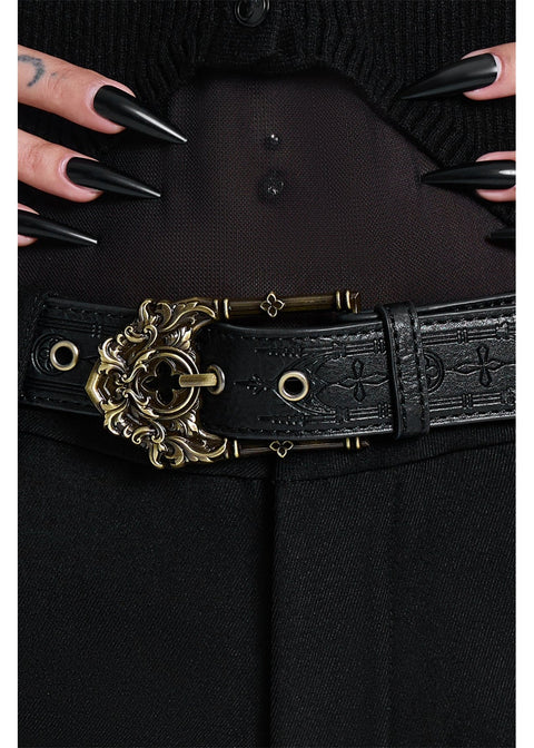 Killstar Cathedra Riem Zwart – detail van de gesp en het ingedrukte patroon