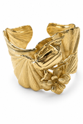 Lotta Djossou Paris Maybug on Leaf Armband Goud – schuin aanzicht