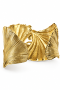 Lotta Djossou Paris Maybug on Leaf Armband Goud – achteraanzicht open manchet