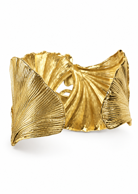Lotta Djossou Paris Maybug on Leaf Armband Goud – achteraanzicht open manchet